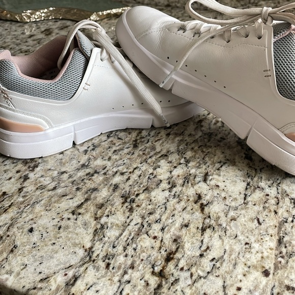 On Cloud The Roger Advantage - Picture 6 of 9